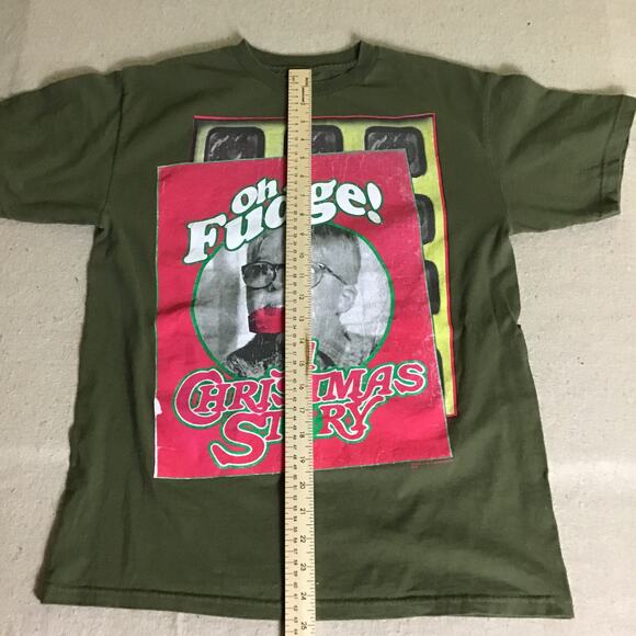 A Christmas Story Oh Fudge Graphic Tee Adult Size  Green Tee  EUC Sz. Medium - Picture 9 of 12